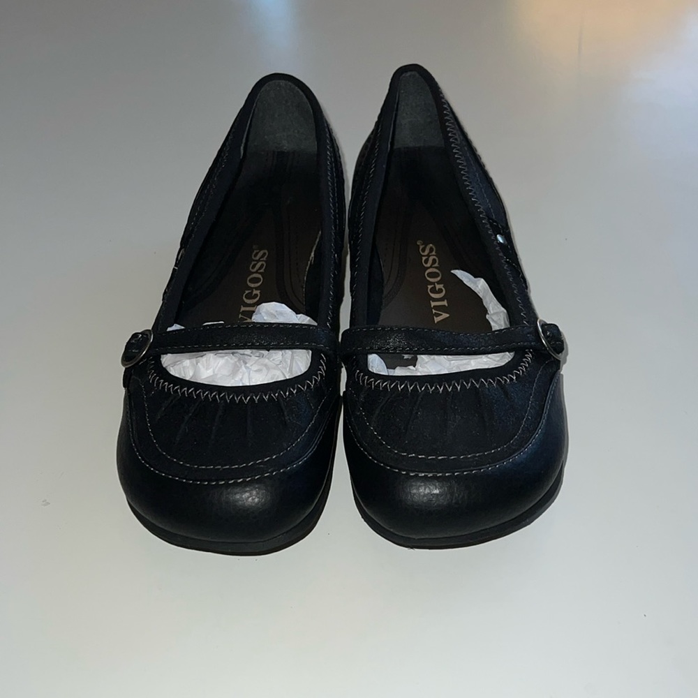 Women’s Vigoss Dress Flats